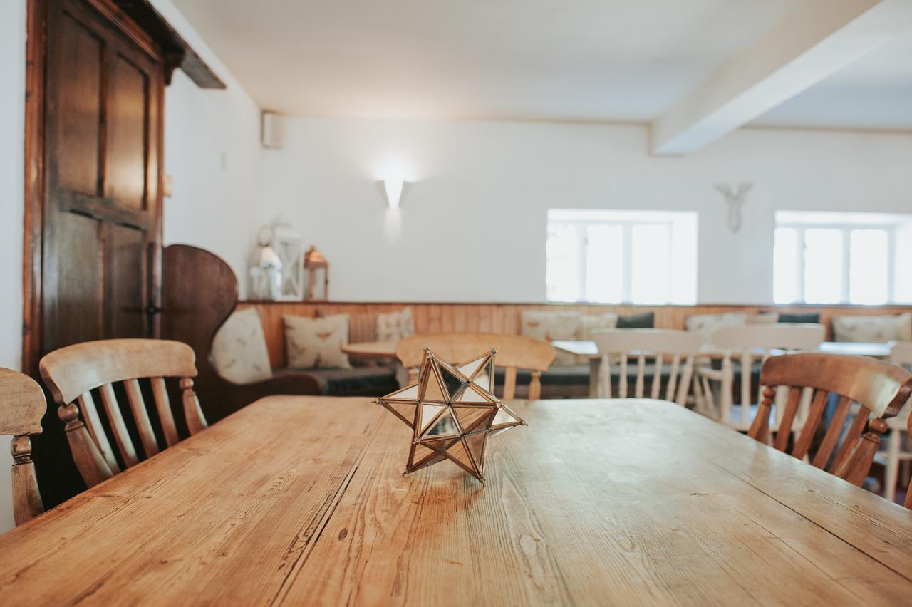 The Lordleaze And Restaurant Hotel