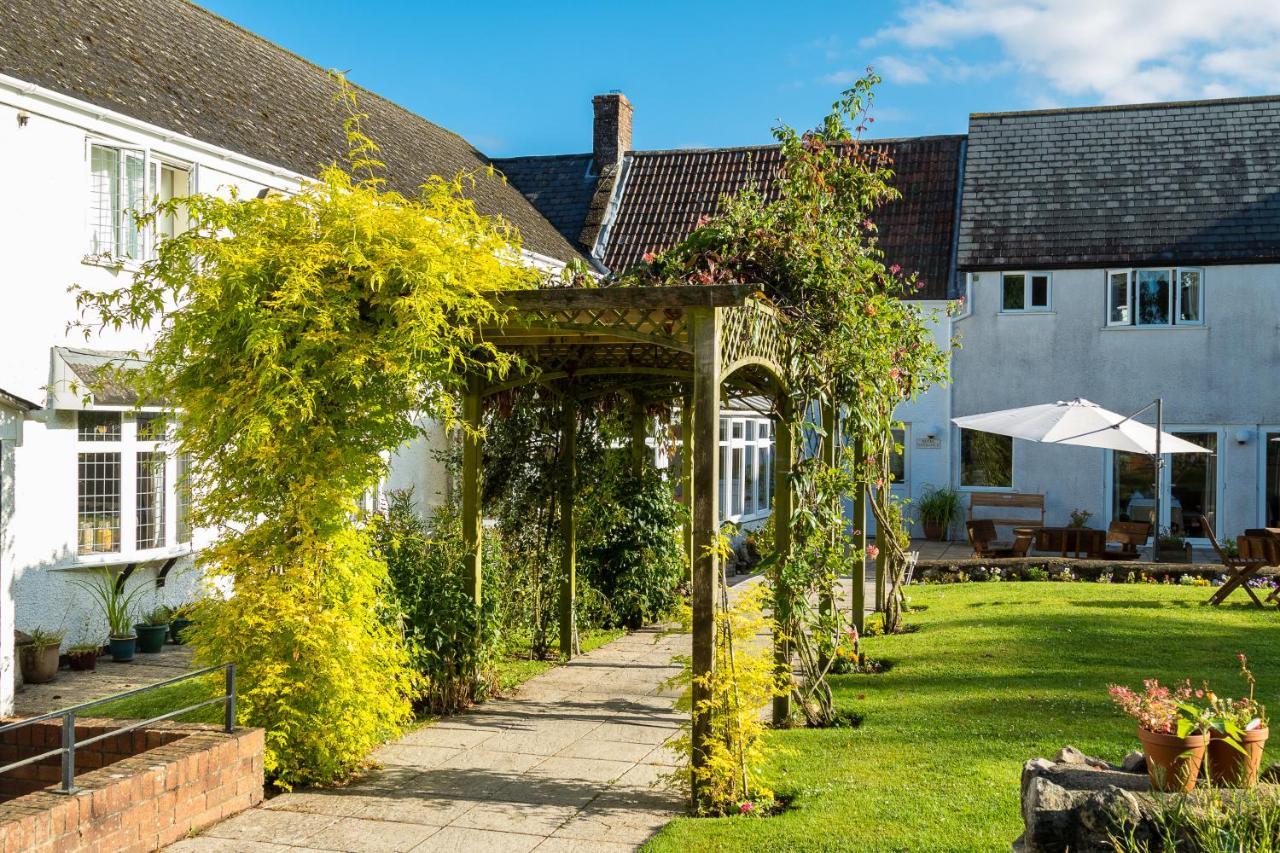 The Lordleaze And Restaurant 3* Chard