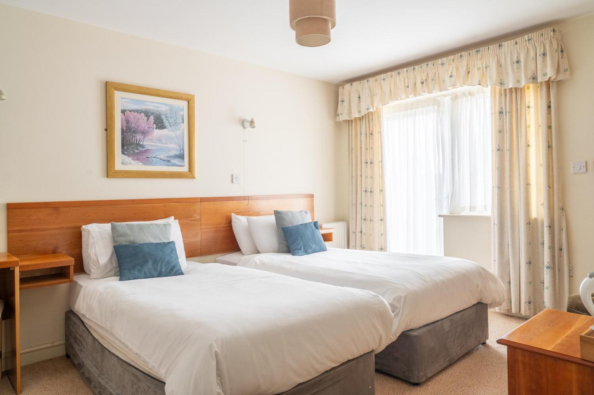The Lordleaze And Restaurant Hotel